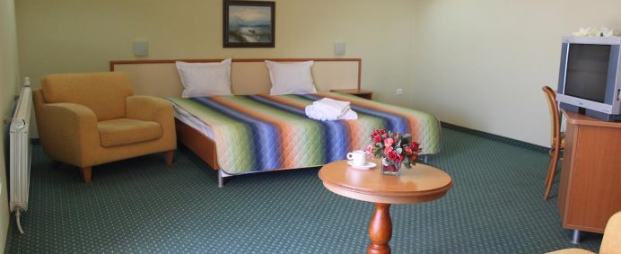 Hotel BENVITA 3* - Nisipurile de Aur, Bulgaria. - Photo 3