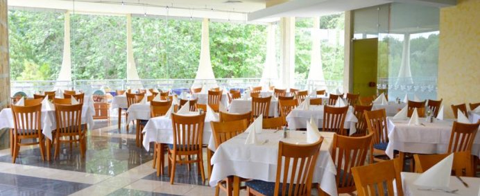Hotel LAGUNA MARE 4* - Albena, Bulgaria. - Photo 8
