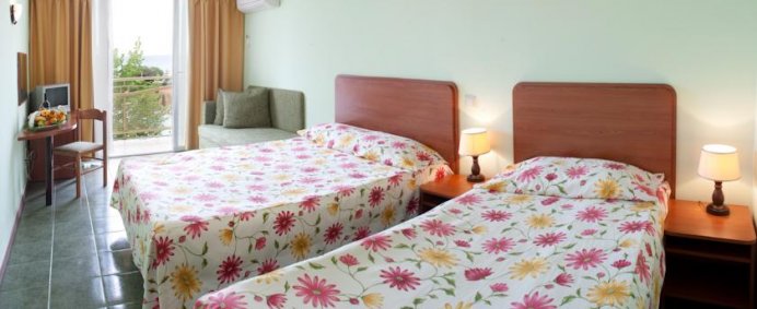 Hotel MALIBU 4* - Albena, Bulgaria. - Photo 9