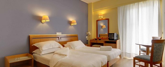 Hotel ESPERIA 3* - Thassos, Grecia. - Photo 2