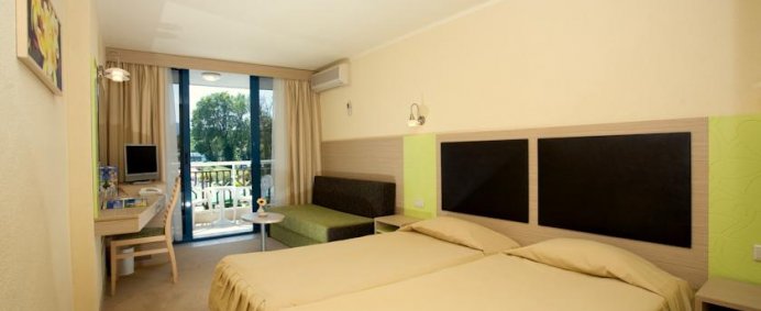 Hotel SLAVUNA 3* - Albena, Bulgaria. - Photo 8
