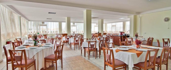 Hotel HORA 3* - Saturn, Romania. - Photo 2
