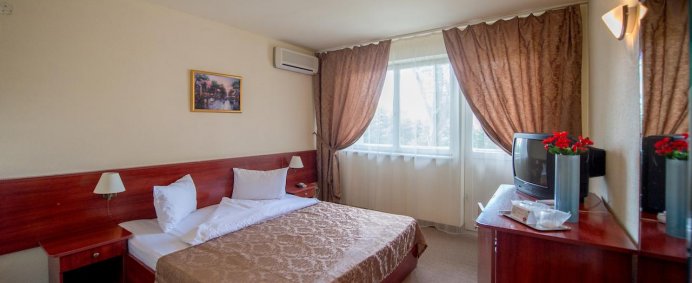 Hotel CARAIMAN 3* - Mamaia, Romania. - Photo 2