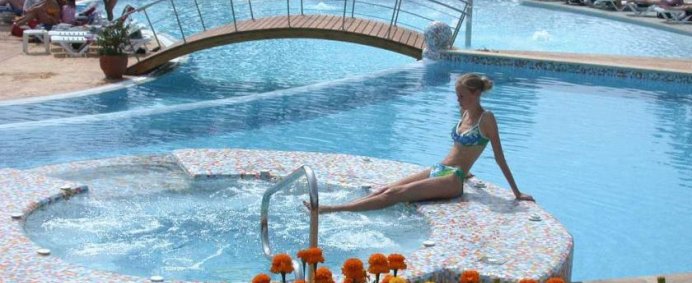 Hotel COM 3* - Albena, Bulgaria. - Photo 4