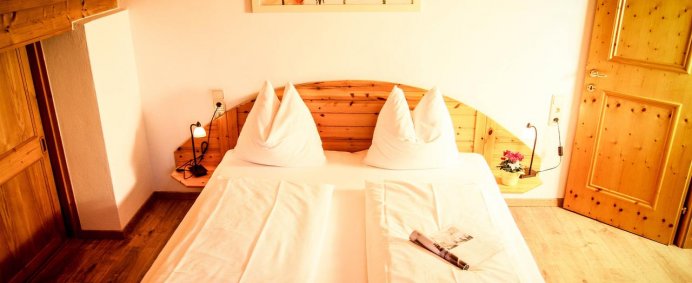 Pensiunea ALPENROSE 3* - Kaprun, Austria. - Photo 6