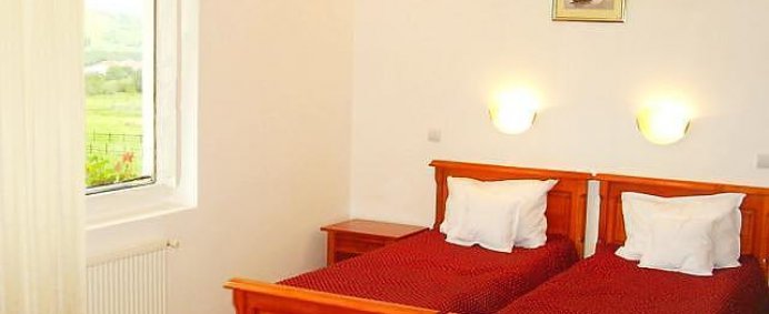Pensiunea CRISTAL 4* - Bran, Romania. - Photo 2