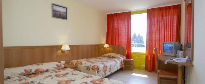 Hotel DOBROTITSA 2* - Albena, Bulgaria. - Photo 3