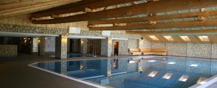 Complex CHEILE GRADISTEI 3* - Fundata, Romania. - Photo 5