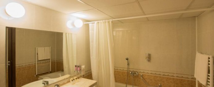 Hotel MARINA GRAND BEACH 4* - Nisipurile de Aur, Bulgaria. - Photo 10