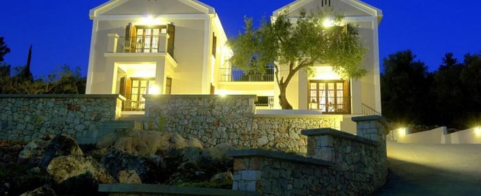 Hotel ADASTRA ITHACA LUXURY SUITES 5* - Insula ITHACA, Grecia. - Photo 1