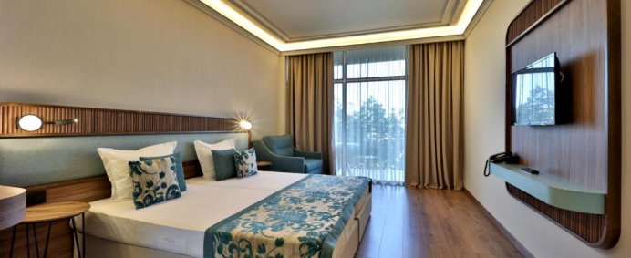 Hotel KRISTAL 4* - Nisipurile de Aur, Bulgaria. - Photo 4