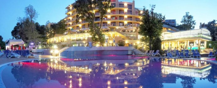 Hotel KRISTAL 4* - Nisipurile de Aur, Bulgaria. - Photo 13