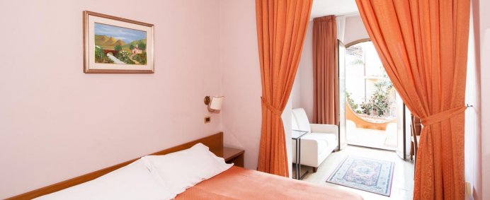 Hotel ANDROMACO PALACE 3* - Taormina, Italia. - Photo 10