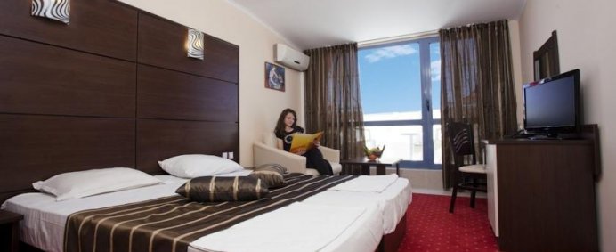 Hotel ROYAL 4* - Nisipurile de Aur, Bulgaria. - Photo 3