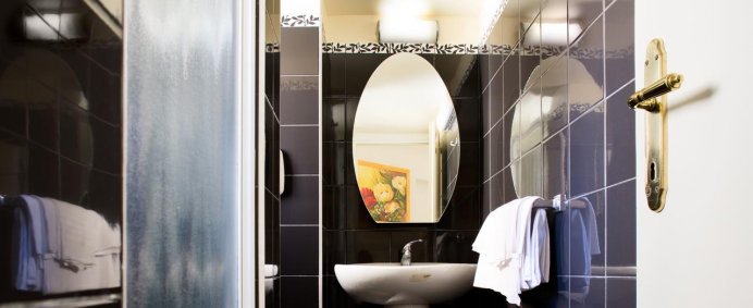 Residenza CERNAIA 3* - Roma, Italia. - Photo 9
