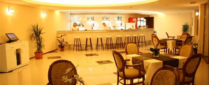 Hotel CENTRAL 4* - Nisipurile de Aur, Bulgaria. - Photo 4