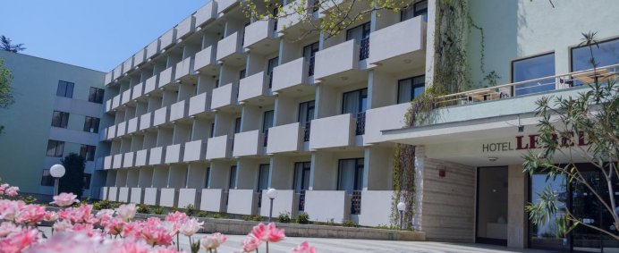 Hotel LEBED 4* - Sf. Constantin si Elena, Bulgaria. - Photo 5