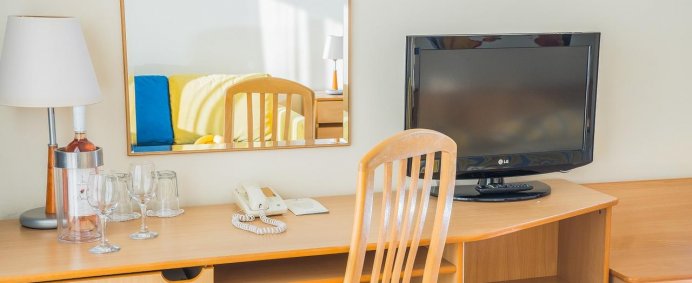 Hotel LEBED 4* - Sf. Constantin si Elena, Bulgaria. - Photo 8