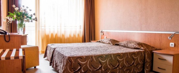 Hotel GLADIOLA 3* - Nisipurile de Aur, Bulgaria. - Photo 2