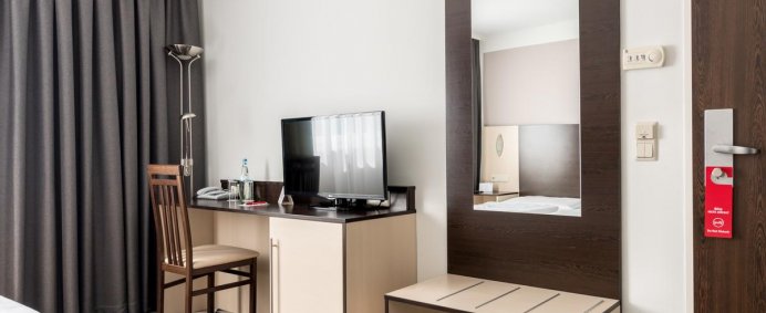Hotel AZIMUT VIENNA 4* - Viena, Austria. - Photo 3