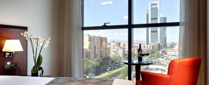 Hotel VIA CASTELLANA 4* - Madrid, Spania. - Photo 2