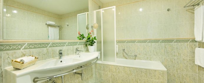 Hotel RAMADA PRAGUE CITY CENTER 4* - Praga, Cehia. - Photo 2