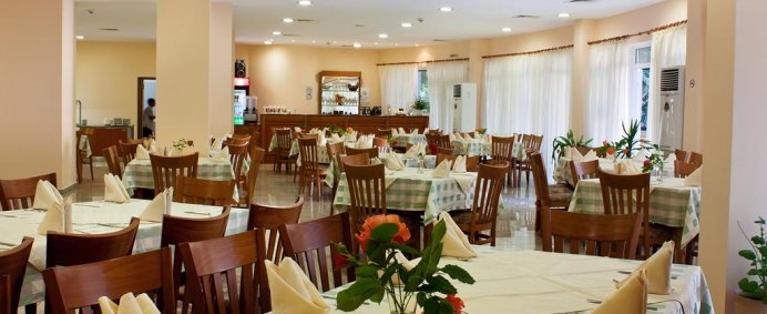 Hotel LJULJAK 3* - Nisipurile de Aur, Bulgaria. - Photo 11