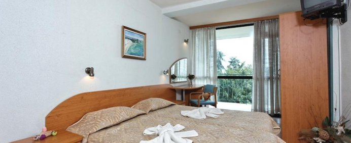Hotel BRIZ 3* - Nisipurile de Aur, Bulgaria. - Photo 6