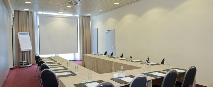 Hotel NH VIENNA AIRPORT CONFERENCE CENTER 4* - Viena, Austria. - Photo 7