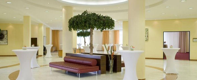 Hotel NH VIENNA AIRPORT CONFERENCE CENTER 4* - Viena, Austria. - Photo 12