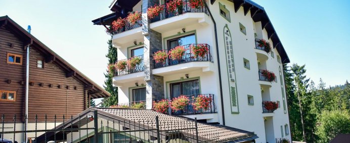 Pensiunea HILLTOP 3* - Predeal, Romania. - Photo 2