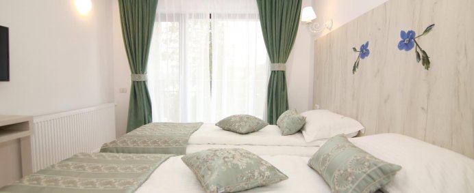 Pensiunea HILLTOP 3* - Predeal, Romania. - Photo 12