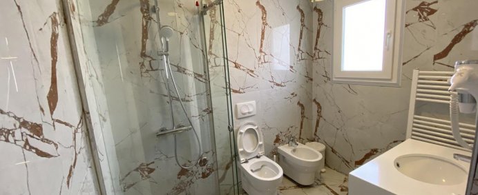Hotel EMPIRE 4* - Durres, Albania. - Photo 3