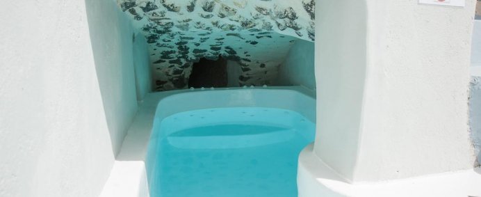 Casa de vacanta MESANA STONE HOUSES 3* - Santorini, Grecia. - Photo 4