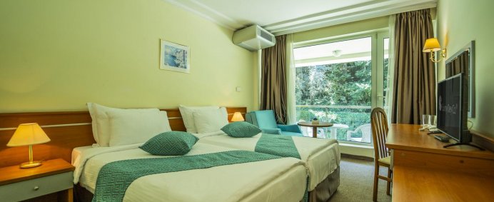 Hotel MARINA 4* - Sunny Day, Bulgaria. - Photo 2