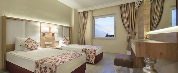 Hotel ROYAL GARDEN BEACH 5* - Alanya, Turcia. - Photo 4