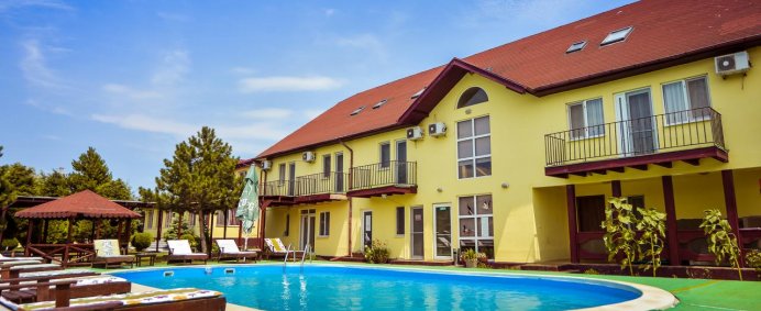 Pensiunea OVIDIU 4* - Crisan (jud. Tulcea), Romania. - Photo 3
