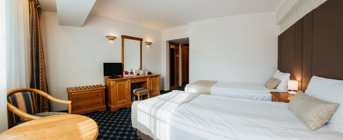 Hotel BEST WESTERN UNION CLUB DE MUNTE 4* - Gura Humorului, Romania. - Photo 2