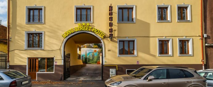 Hotel LONG STREET 3* - Brasov, Romania. - Photo 3