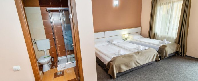 Hotel LONG STREET 3* - Brasov, Romania. - Photo 14