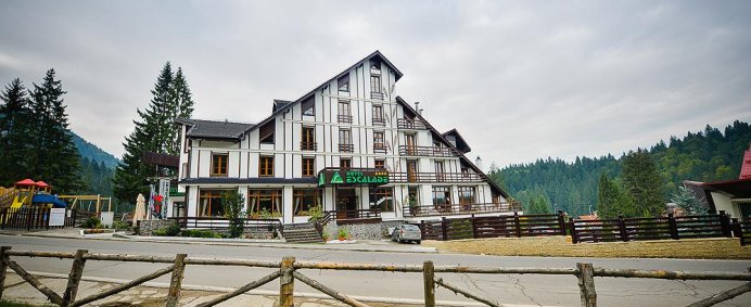 Hotel ESCALADE 4* - Poiana Brasov, Romania. - Photo 4