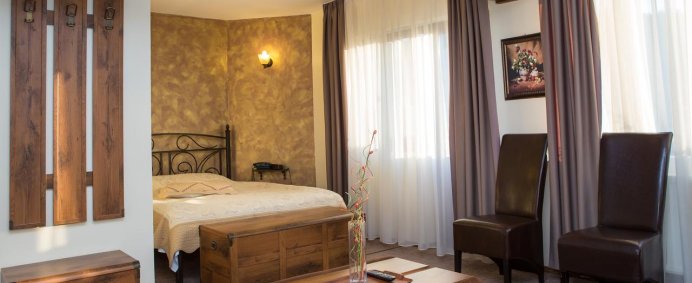 Pensiunea LA BUCOVINEANCA 4* - Bucovina (Vama Suceava), Romania. - Photo 4