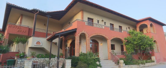 Hotel ZEUS 2* - Halkidiki Kassandra, Grecia. - Photo 13