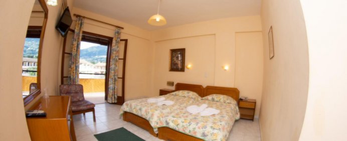 Hotel BINTZAN 3* - Corfu, Grecia. - Photo 2