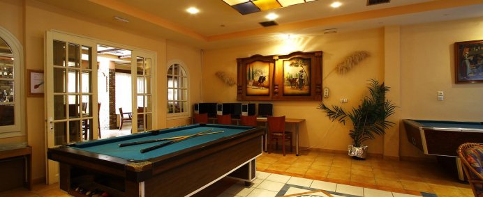 Hotel BINTZAN 3* - Corfu, Grecia. - Photo 9