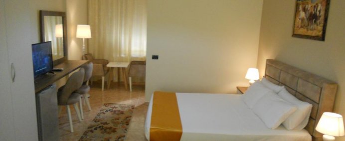 Hotel ONORATO 3* - Vlore, Albania - Photo 4