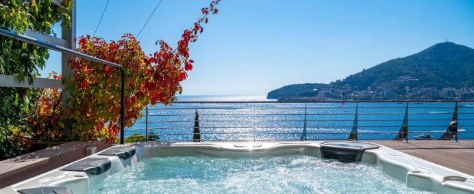 Hotel DUKLEY HOTEL & RESORT 5* DeLuxe - Budva, Muntenegru. - Photo 2