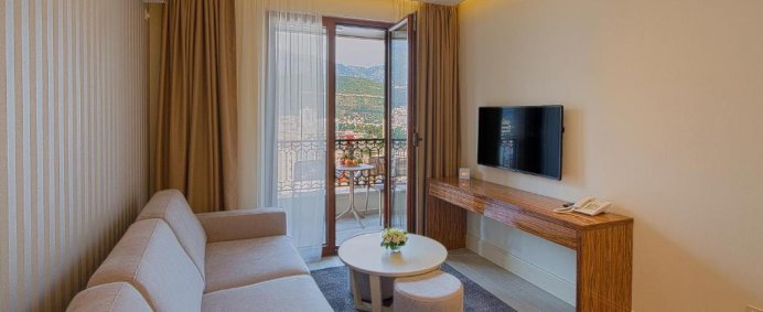 Aparthotel VIILA ARIA 4* - Budva, Muntenegru. - Photo 5