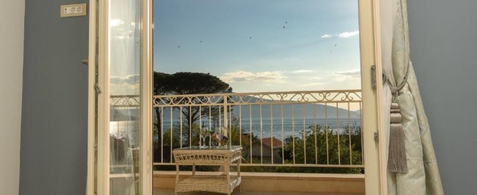 Aparthotel SEA POINT APARTMENTS 4* - Tivat, Muntenegru. - Photo 17