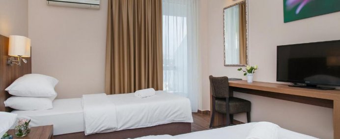 Hotel SATO 4* - Sutomore, Muntenegru. - Photo 2